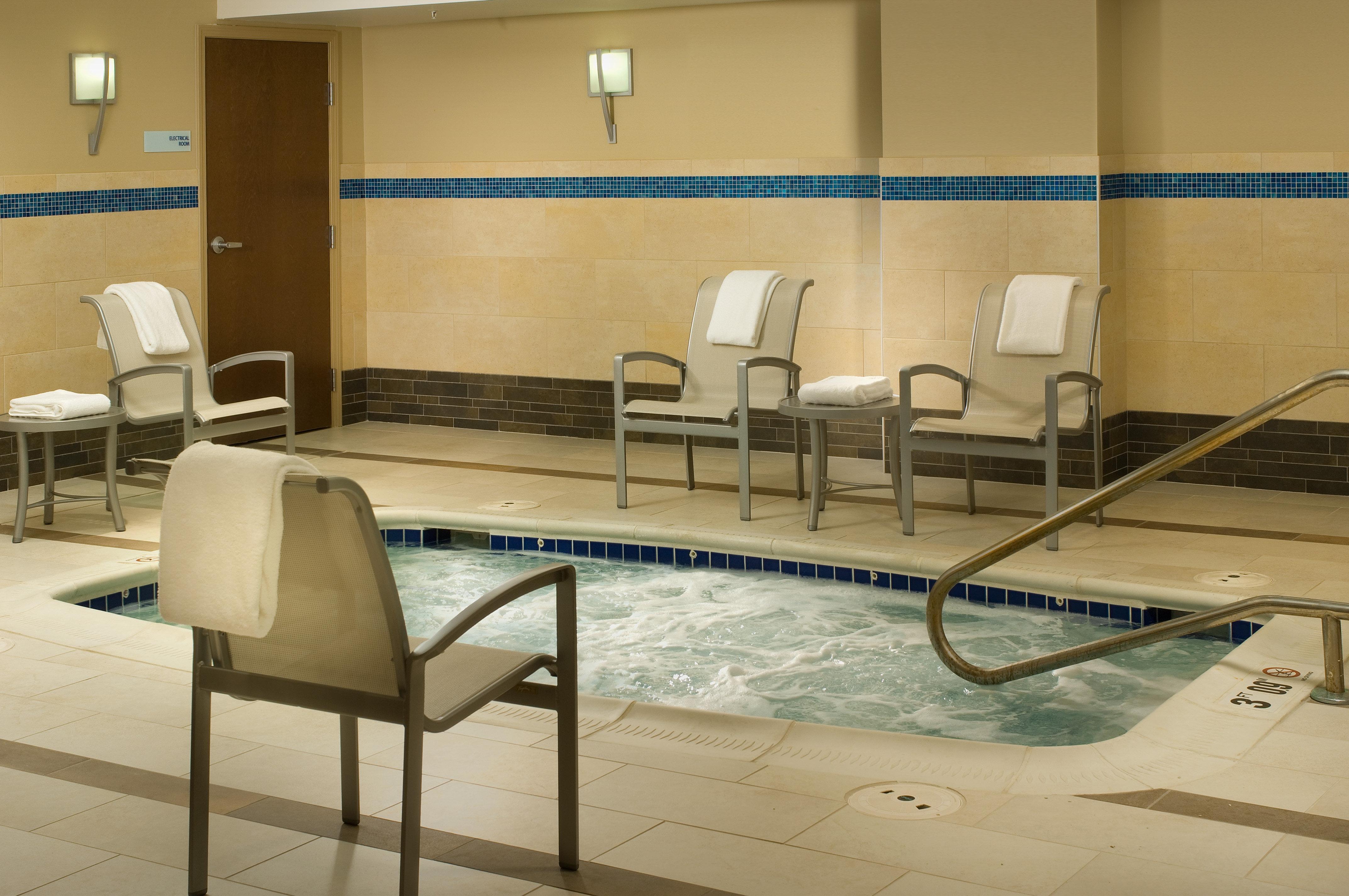 Holiday Inn Express & Suites Alexandria - Fort Belvoir By Ihg Exterior photo