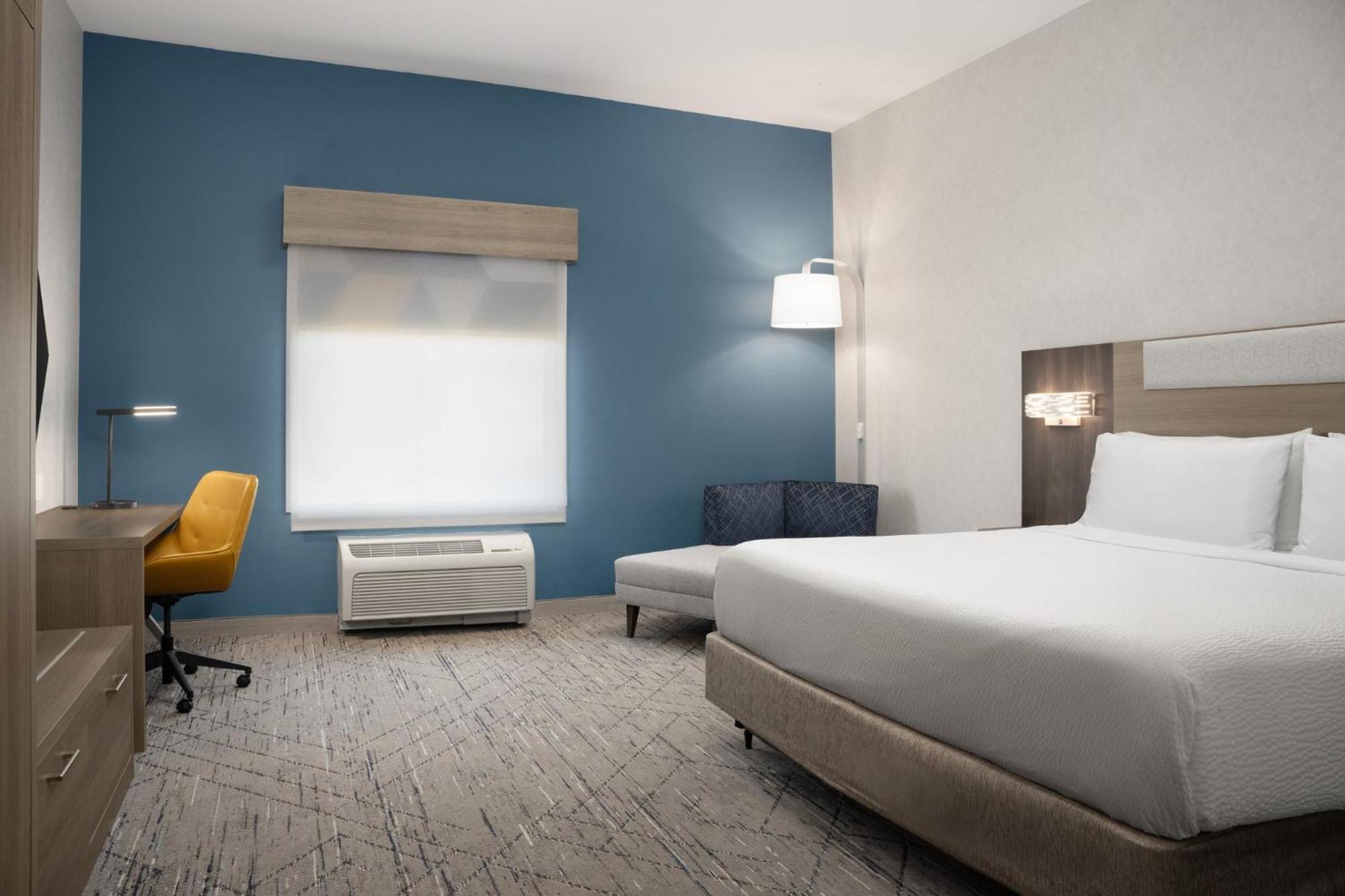 Holiday Inn Express & Suites Alexandria - Fort Belvoir By Ihg Exterior photo